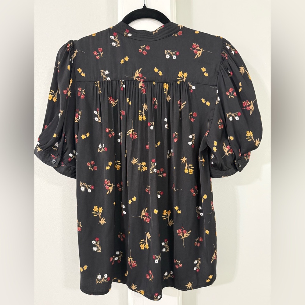 Banana Republic Floral Button-Up Blouse, M - Picture 5 of 7
